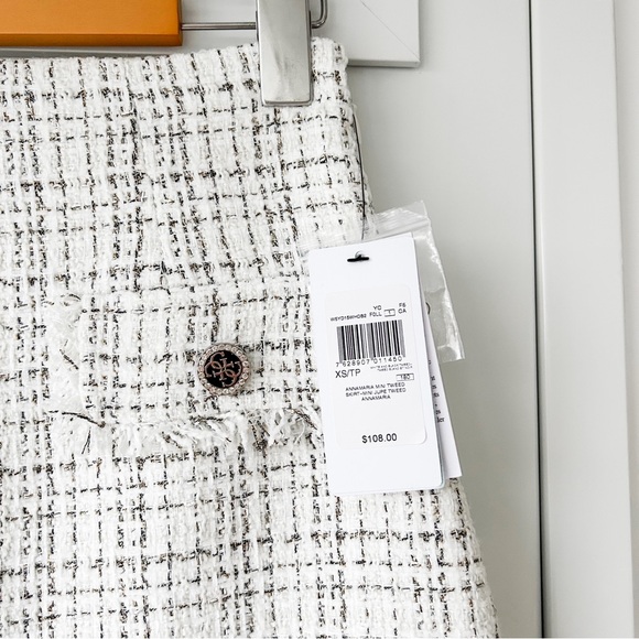Guess white tweed/boucle mini skirt - Picture 6 of 13